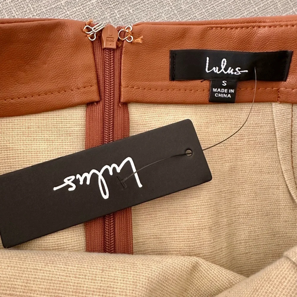 Lulus Faux Leather Light Brown Mini Skirt Side Slit Size Small NWT - Picture 5 of 5